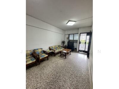 For Sale - 213 Ang Mo Kio Avenue 3