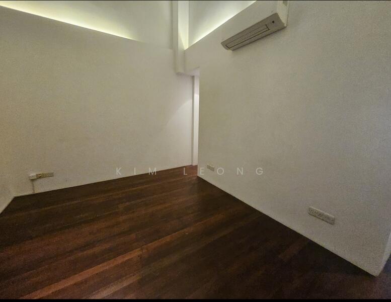 For Sale - Emerald Hill Conservation Area