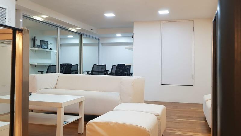 The Central, 6 Eu Tong Sen Street, 635 sqft, Office For Sale, by Lilian Sim, 60222149 - Living Room - CommercialGuru.com.sg