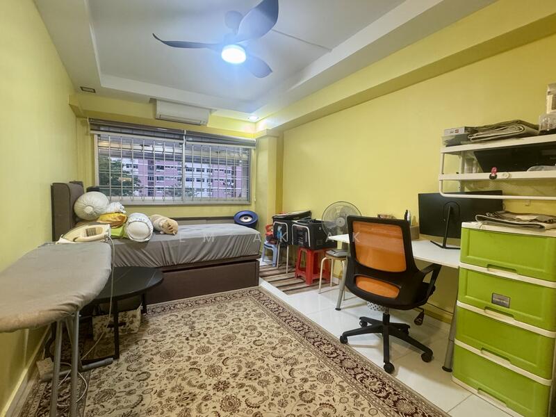 753 Pasir Ris Street 71 HDB Flat For Sale at S$ 780,000 | PropertyGuru Singapore - Bedroom