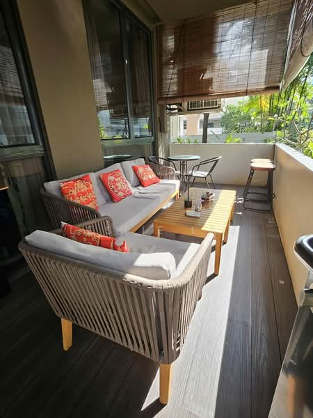 One Eighties Residences, 186 Joo Chiat Terrace, 3 Bedrooms, 1,129 sqft, Apartment For Rent, by Leslie Lau, 60222170 - Backyard chillax area - PropertyGuru.com.sg