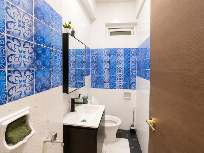 Gerald Gardens, 99 Gerald Drive, 6 Bedrooms, 3,600 sqft, Detached House For Sale, by Jordon Chan, 60222282 - Bathroom - PropertyGuru.com.sg