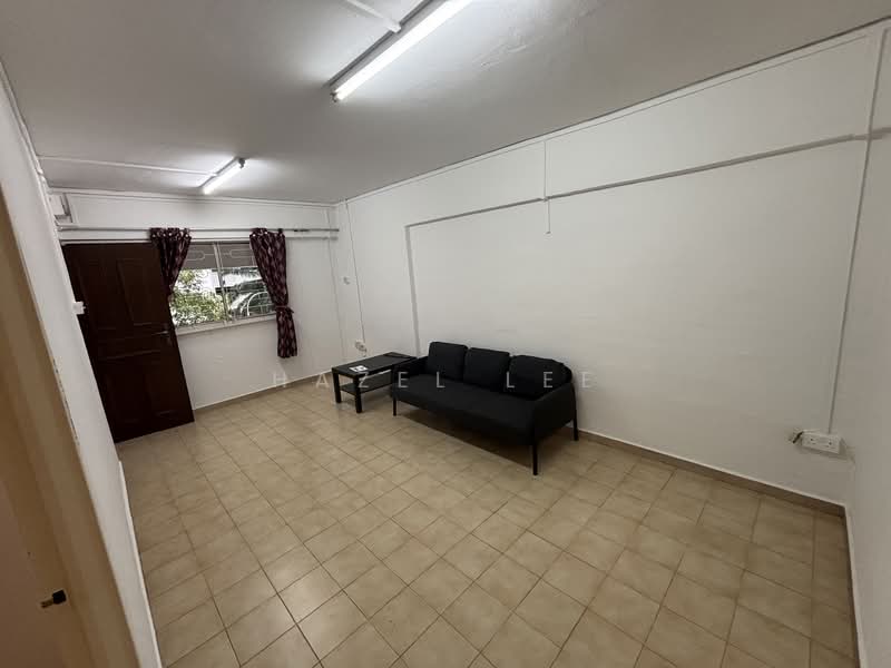 104 Potong Pasir Avenue 1, 104 Potong Pasir Avenue 1, 2 Bedrooms, 797 sqft, HDB Flat For Sale, by Hazel Lee, 60222358 - Living Room - PropertyGuru.com.sg