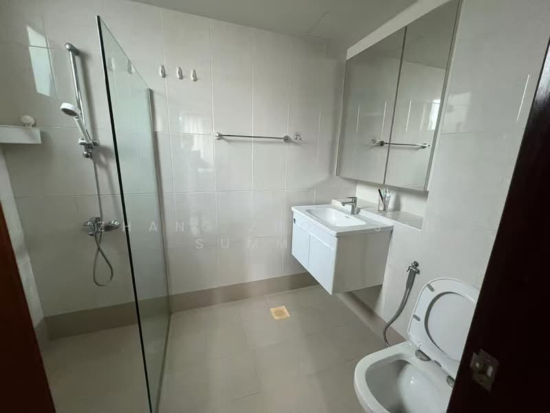 Springdale Condo, 53 Hindhede Walk, 3 Bedrooms, 1,216 sqft, Condominium For Rent, by Zhang Zhou Jun Summer, 60222381 - Bathroom - PropertyGuru.com.sg