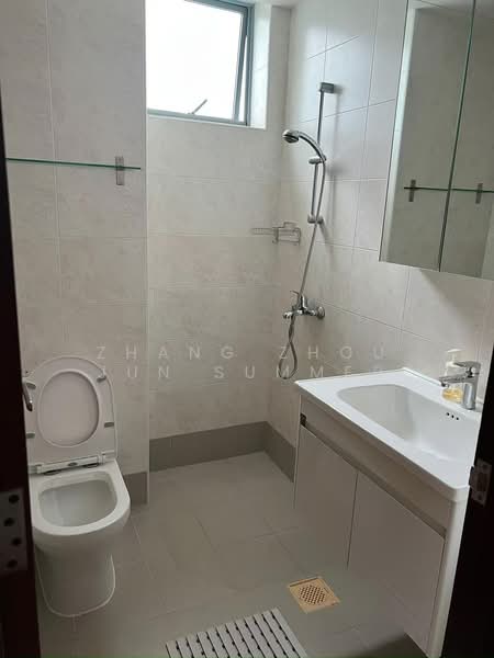 Springdale Condo, 53 Hindhede Walk, 3 Bedrooms, 1,216 sqft, Condominium For Rent, by Zhang Zhou Jun Summer, 60222381 - Bathroom - PropertyGuru.com.sg