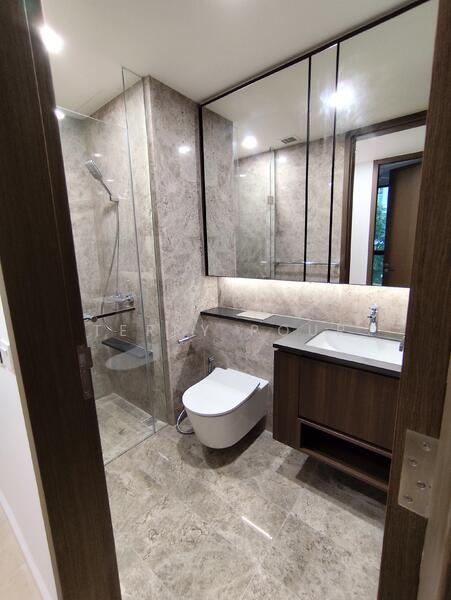 Kopar At Newton Condominium For Sale at S$ 4,571,000 | PropertyGuru Singapore - Bathroom