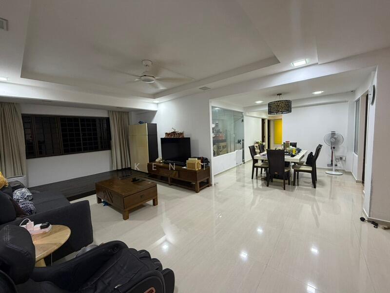 For Sale - 658 Woodlands Ring Road