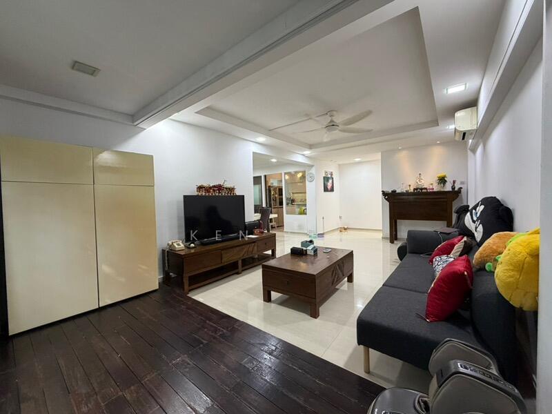 For Sale - 658 Woodlands Ring Road