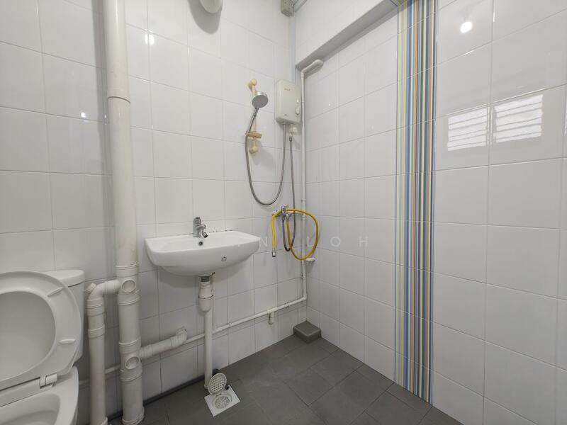 For Sale - 662 Yishun Avenue 4