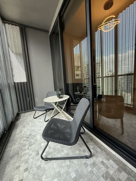 Martin Modern, 10 Martin Place, 2 Bedrooms, 852 sqft, Condominium For Rent, by Tracy Chen, 60222537 - Balcony - PropertyGuru.com.sg