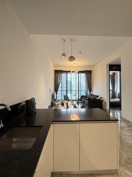 Martin Modern, 10 Martin Place, 2 Bedrooms, 852 sqft, Condominium For Rent, by Tracy Chen, 60222537 - Kitchen - PropertyGuru.com.sg