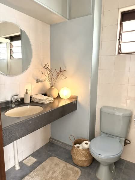288C Jurong East Street 21, 288C Jurong East Street 21, 4 Bedrooms, 1,530 sqft, HDB Flat For Sale, by Christina Chong, 60222649 - Bathroom - PropertyGuru.com.sg