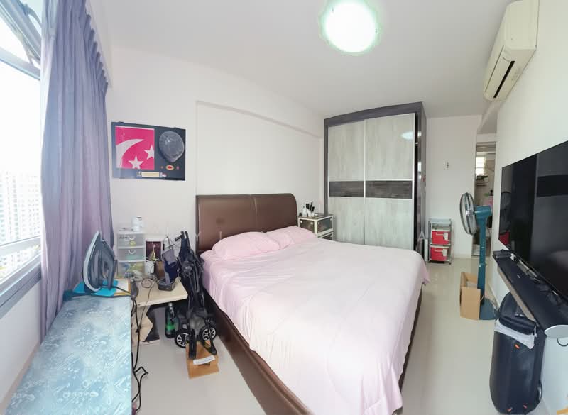 453B Fernvale Road HDB Flat For Sale at S$ 699,990 | PropertyGuru Singapore - Bedroom