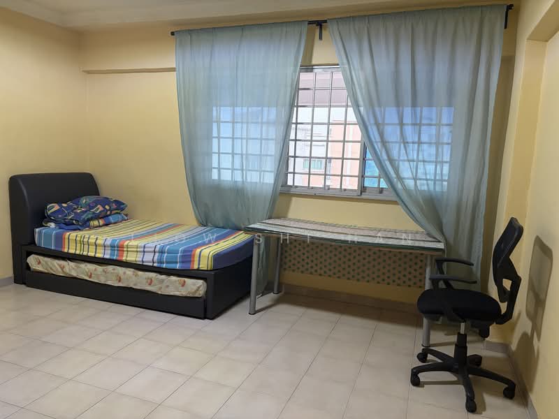 551 Jurong West Street 42, 551 Jurong West Street 42, Room Rental, 120 sqft, HDB Flat For Rent, by Liow Shi Han, 60222844 - Bedroom - PropertyGuru.com.sg