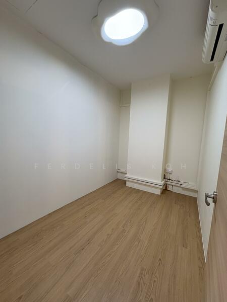 Interlocal Centre, 100G Pasir Panjang Road, Buona Vista / West Coast / Clementi New Town, 1,725 sqft, Light Industrial (B1) For Rent, by Ferdelis Koh, 60222887 - CommercialGuru.com.sg