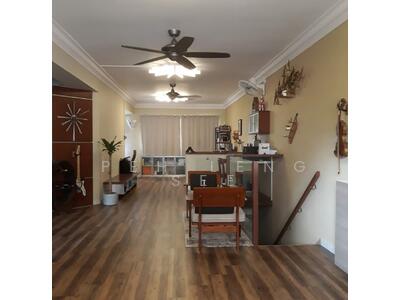 For Sale - 147 Mei Ling Street