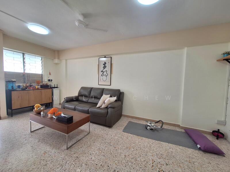 For Sale - 311 Hougang Avenue 5