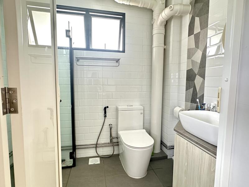 Master bedroom bathroom