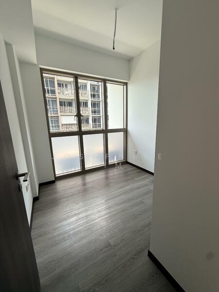 Pasir Ris 8 Condominium For Sale at S$ 1,650,000 | PropertyGuru Singapore - Bedroom