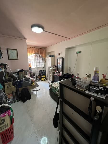 703 Choa Chu Kang Street 53, 703 Choa Chu Kang Street 53, 3 Bedrooms, 1,173 sqft, HDB Flat For Sale, by Akhbar Ariff, 60223066 - Living Room - PropertyGuru.com.sg