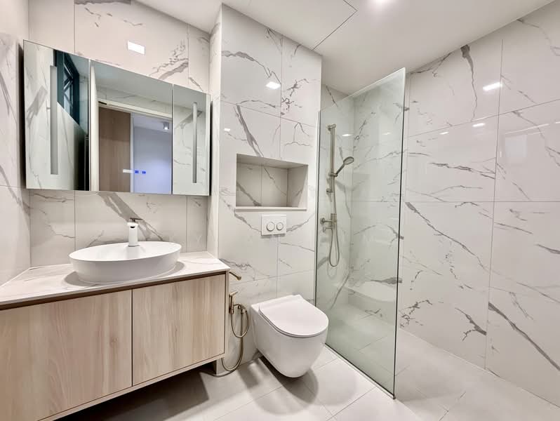 Stratford Court, 41A Bedok Ria Crescent, 2 Bedrooms, 980 sqft, Condominium For Sale, by Kyean Lim, 60223233 - Bathroom - PropertyGuru.com.sg
