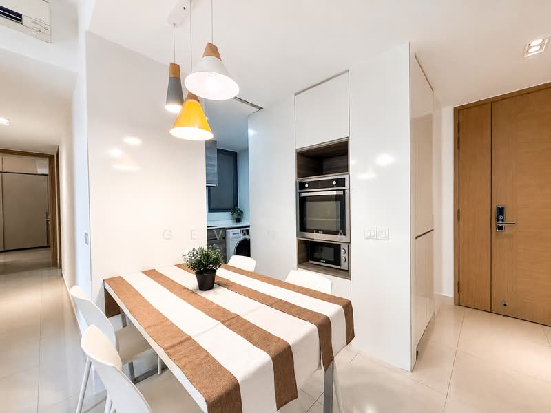 Coco Palms, 21 Pasir Ris Grove, 3 Bedrooms, 904 sqft, Condominium For Sale, by Gevan Lau, 60223265 - Dining Room - PropertyGuru.com.sg