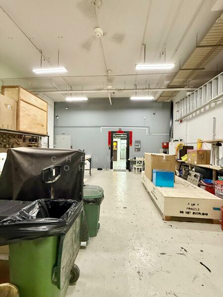 First Centre, 50 Serangoon North Avenue 4, 1,335 sqft, Light Industrial (B1) For Rent, by CHERMAINE Koh Lay Cheng, 60223290 - CommercialGuru.com.sg
