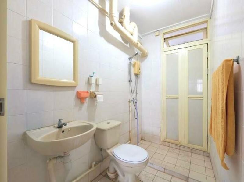 267 Toh Guan Road HDB Flat For Sale at S$ 685,000 | PropertyGuru Singapore - Bathroom