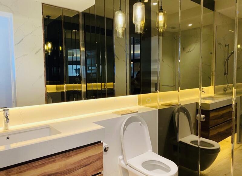 The Regalia, 2 River Valley Close, 4 Bedrooms, 2,573 sqft, Apartment For Rent, by Julia Goh, 60223393 - Bathroom - PropertyGuru.com.sg