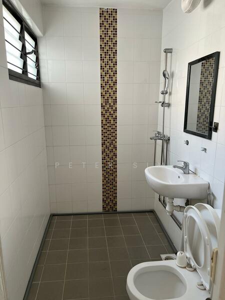 For Sale - 350 Woodlands Avenue 3