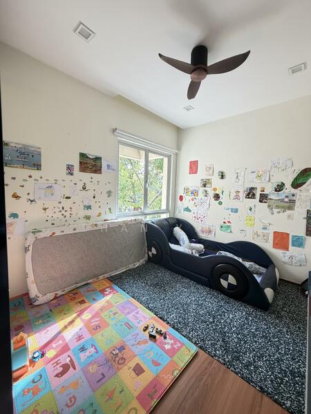 Spacious Common Room