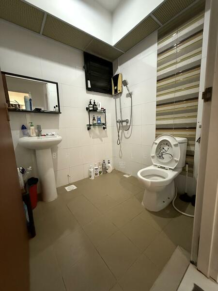 For Sale - 472B Fernvale Street