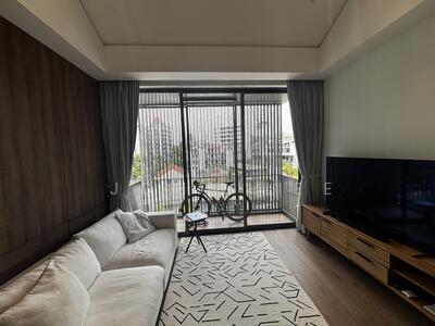 For Rent - 10 Evelyn