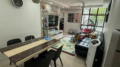 For Sale - 677B Jurong West Street 64