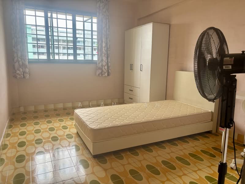 428 Ang Mo Kio Avenue 3, 428 Ang Mo Kio Avenue 3, Room Rental, 180 sqft, HDB Flat For Rent, by Alan Tan, 60223701 - Bedroom - PropertyGuru.com.sg