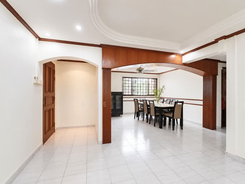 243 Bukit Batok East Avenue 5, 243 Bukit Batok East Avenue 5, 3 Bedrooms, 1,302 sqft, HDB Flat For Sale, by Bee 林美玲, 60223964 - Dining Room - PropertyGuru.com.sg