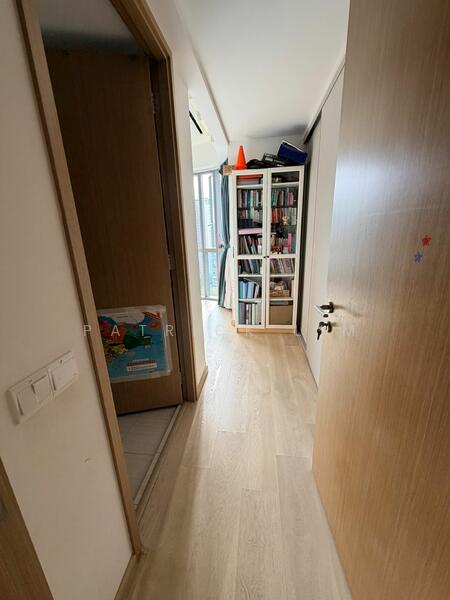 Corridor toward Master Bedroom 