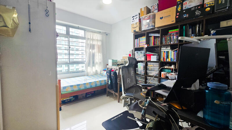 For Sale - 208B Compassvale Lane