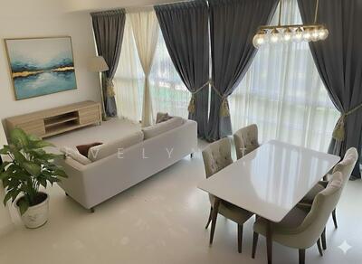 For Rent - UE Square