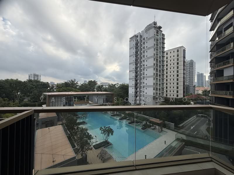 Perfect Ten, 323 Bukit Timah Road, 2 Bedrooms, 753 sqft, Condominium For Rent, by Vashty Soegomo, 60224165 - Balcony - PropertyGuru.com.sg