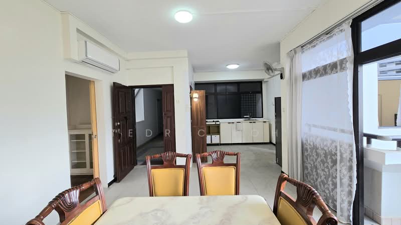 Mandarin Gardens, 1 Siglap Road, 2 Bedrooms, 829 sqft, Condominium For Rent, by Tedric Poh, 60224254 - Dining Room - PropertyGuru.com.sg