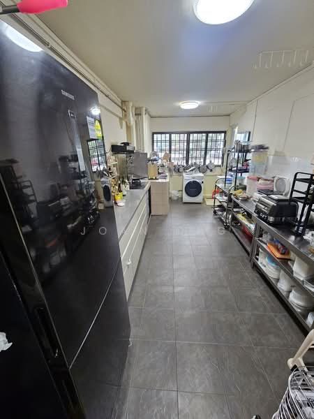 720 Ang Mo Kio Avenue 6, 720 Ang Mo Kio Avenue 6, 2 Bedrooms, 732 sqft, HDB Flat For Sale, by Joan Ong, 60224294 - Kitchen - PropertyGuru.com.sg