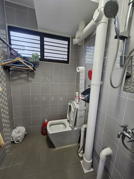 720 Ang Mo Kio Avenue 6, 720 Ang Mo Kio Avenue 6, 2 Bedrooms, 732 sqft, HDB Flat For Sale, by Joan Ong, 60224294 - PropertyGuru.com.sg