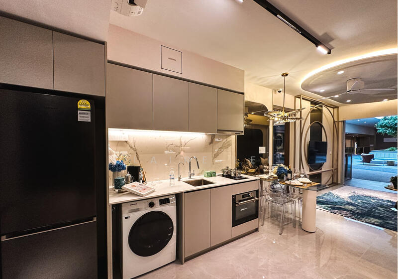 For Sale - Grand Dunman