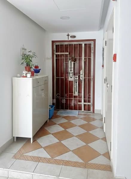 Northvale Condominium For Sale at S$ 1,290,000 | PropertyGuru Singapore - Entrance