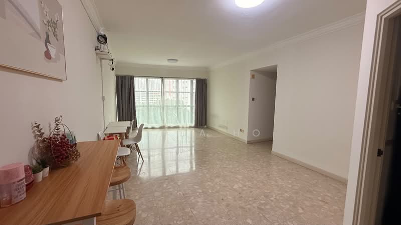 Westmere, 71 Jurong East Street 13, 3 Bedrooms, 1,098 sqft, Condominium For Sale, by Linda Ho, 60224401 - Living Room - PropertyGuru.com.sg