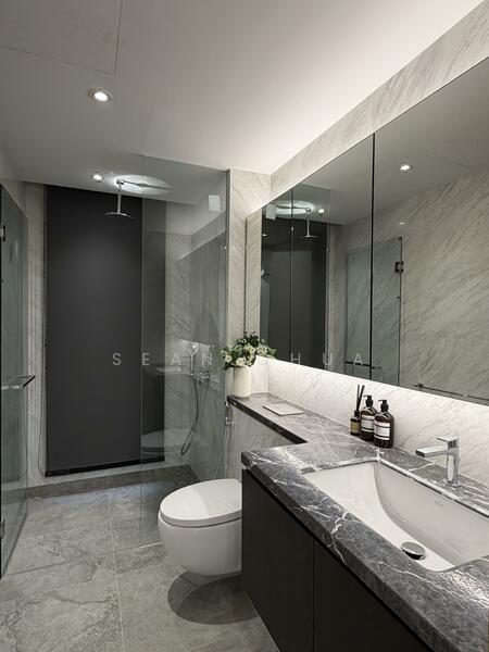 105 Shrewsbury Road Terraced House For Sale at S$ 7,880,000 | PropertyGuru Singapore - Bathroom