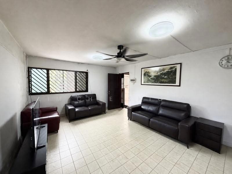 427 Ang Mo Kio Avenue 3, 427 Ang Mo Kio Avenue 3, Ang Mo Kio / Bishan / Thomson, 3 Bedrooms, 990 sqft, HDB Flat For Sale, by Lim Chee Shiong, 60224499 - PropertyGuru.com.sg