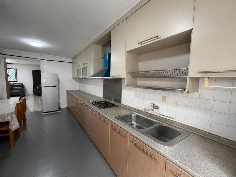 427 Ang Mo Kio Avenue 3, 427 Ang Mo Kio Avenue 3, Ang Mo Kio / Bishan / Thomson, 3 Bedrooms, 990 sqft, HDB Flat For Sale, by Lim Chee Shiong, 60224499 - PropertyGuru.com.sg