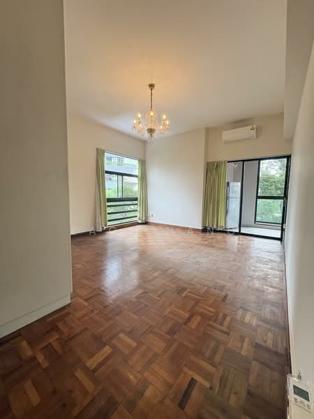 Wing on Life Garden Apartment For Sale at S$ 9,000,000 | PropertyGuru Singapore - Living Room